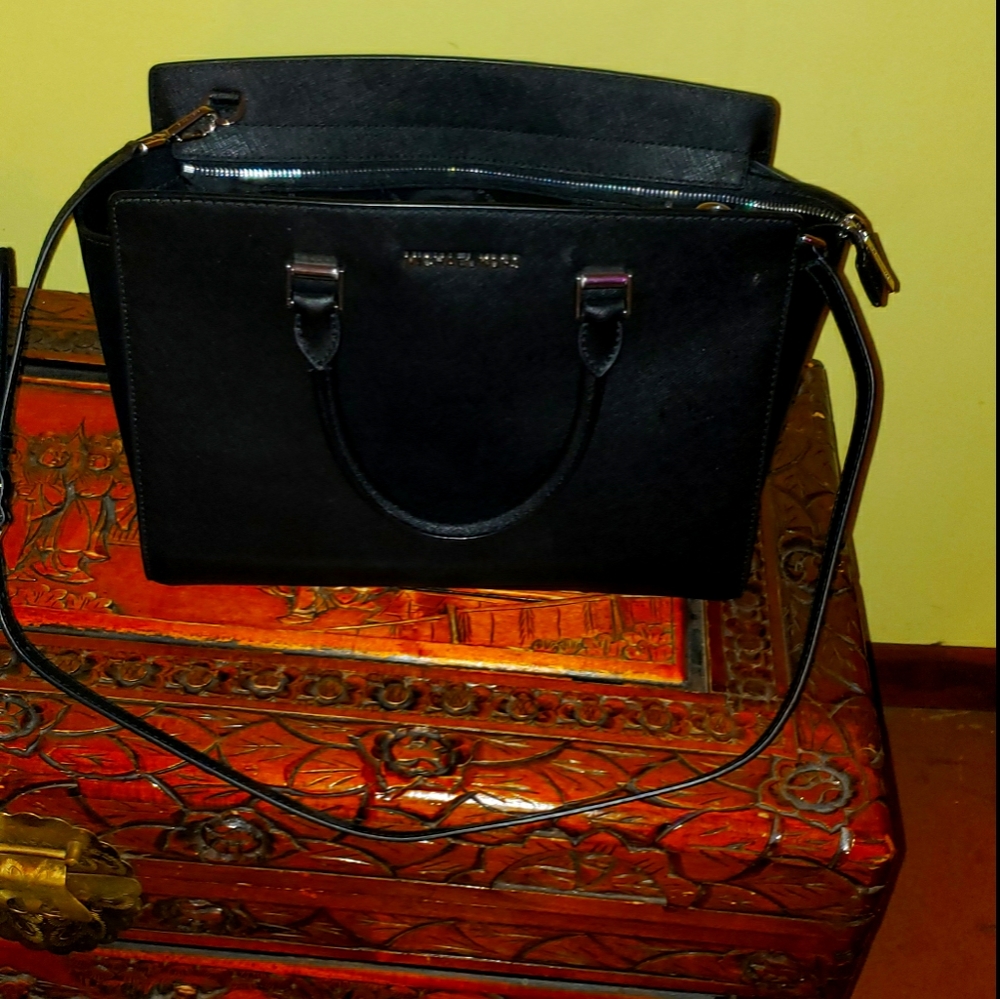 Mk Purse